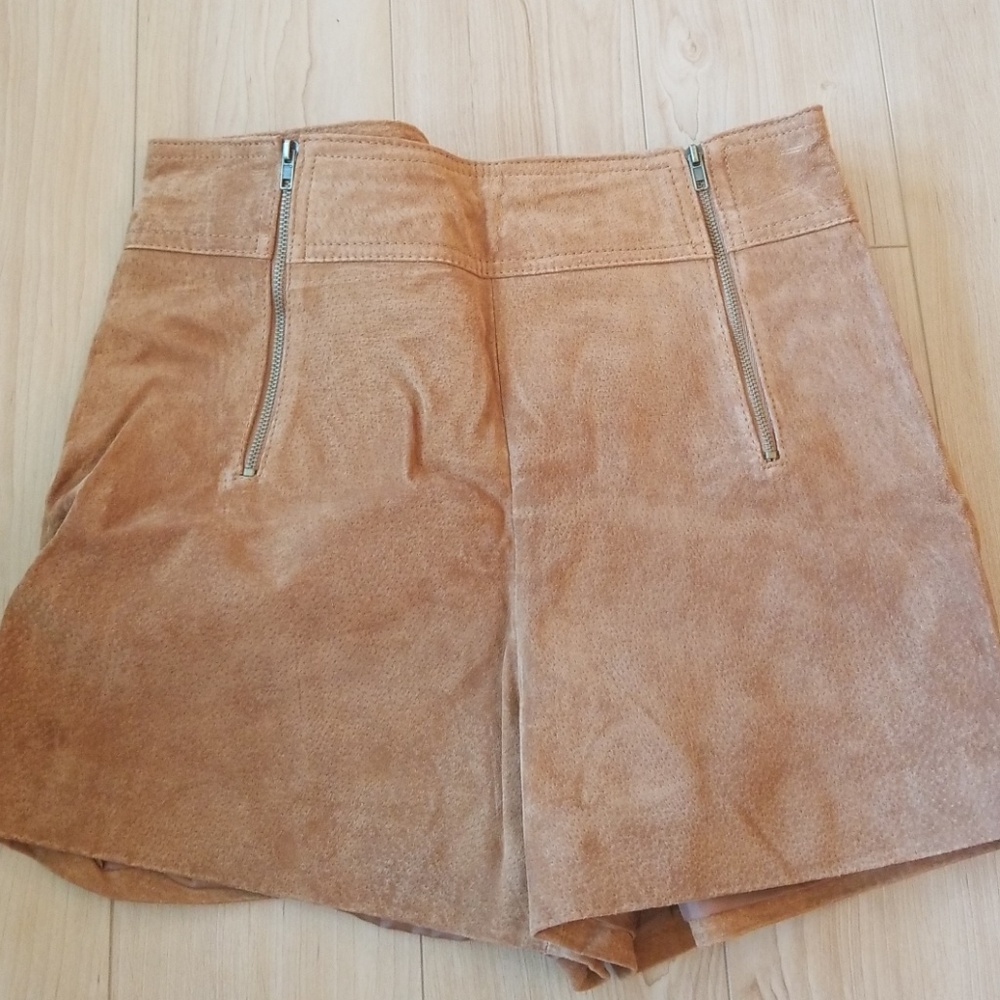 Forever 21 Camel Shorts. NWT